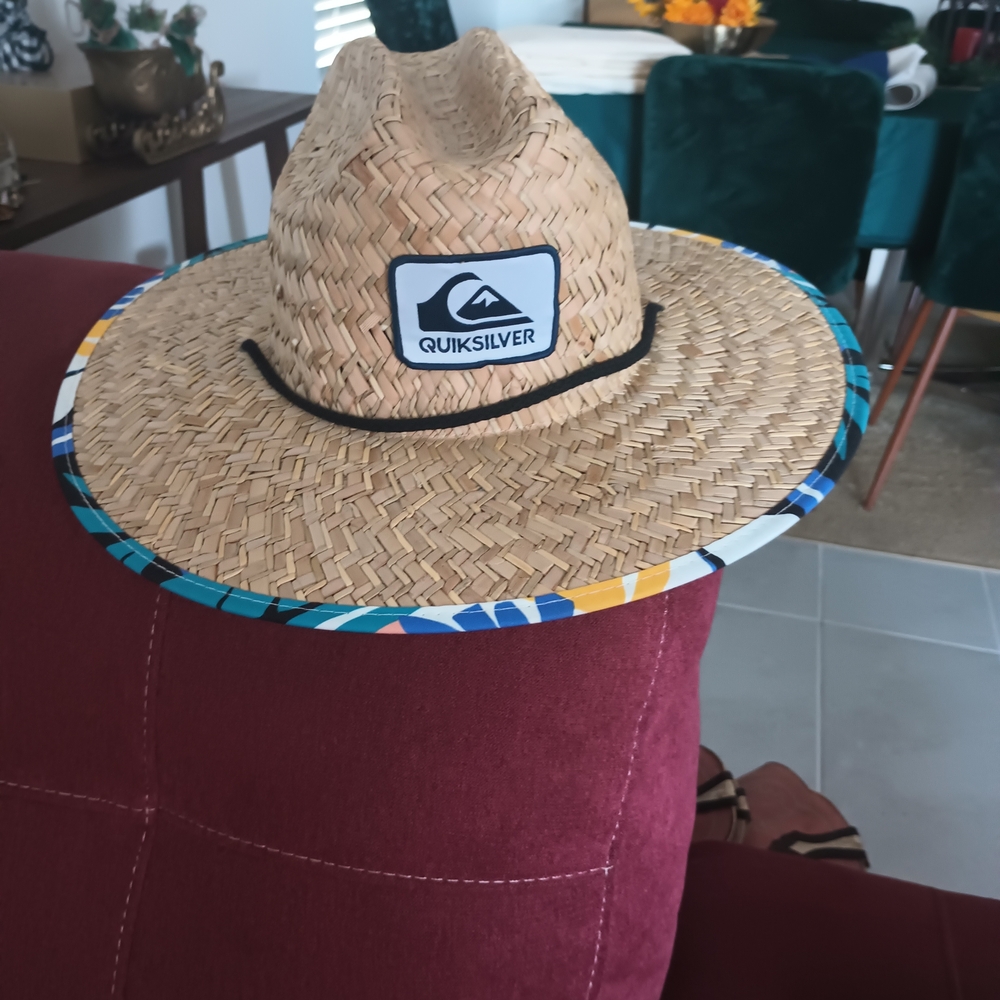 Quiksilver Straw Hat with Colorful Brim